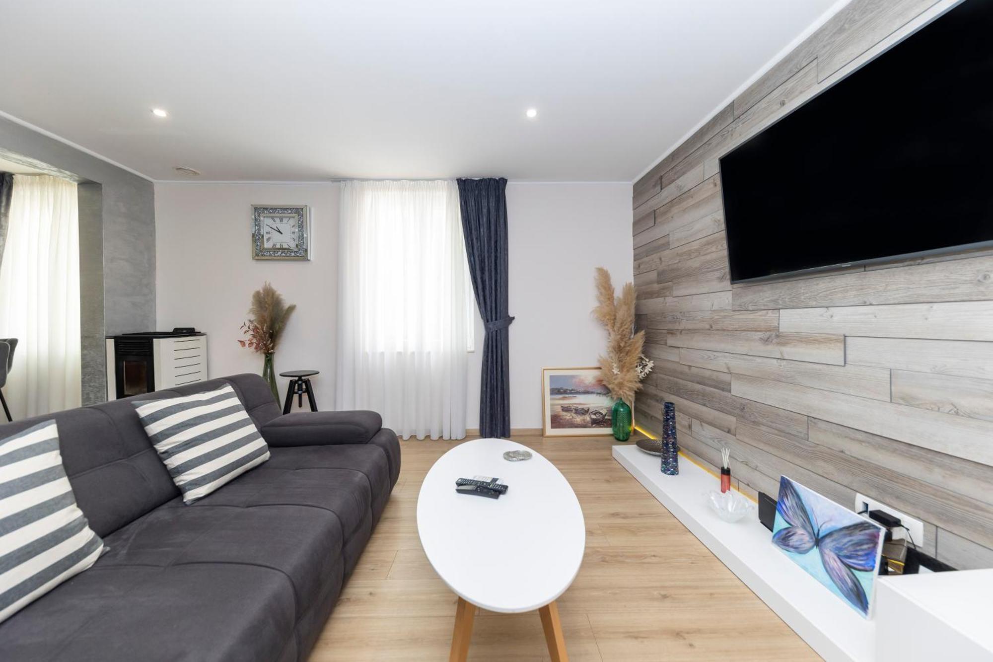 Nikky 2Br Apt. In Old Town Centre زادار المظهر الخارجي الصورة