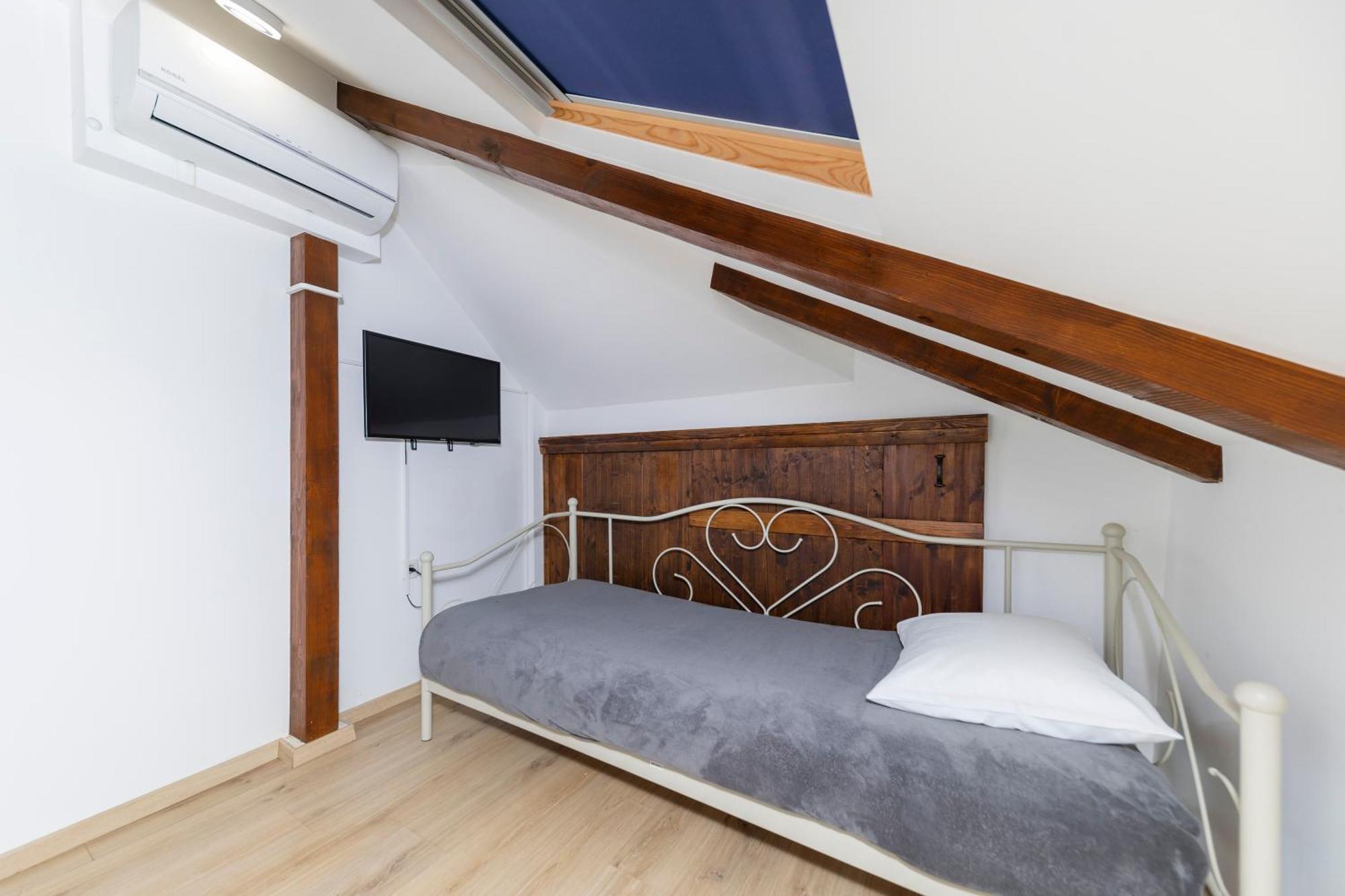Nikky 2Br Apt. In Old Town Centre زادار المظهر الخارجي الصورة